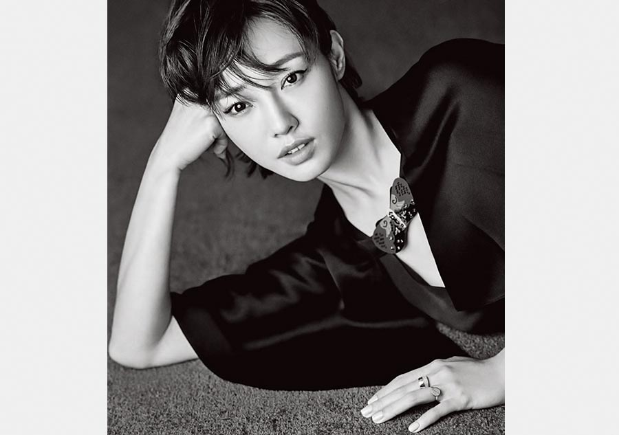 Actress Bai Baihe graces <EM>L'Officiel</EM> magazine