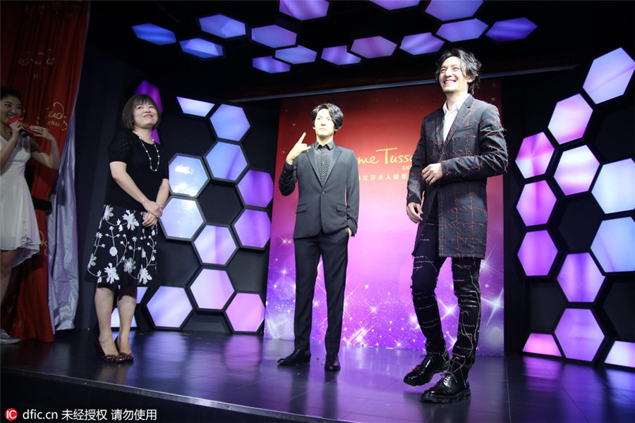 Chang Chen unveils statue in Shanghai