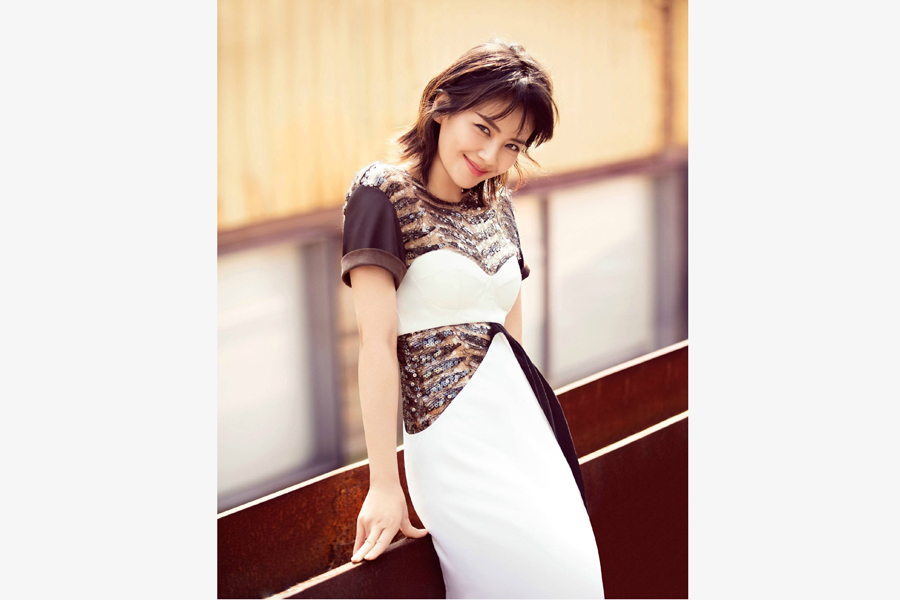 Actress Liu Tao releases new shots for 'Grazia'