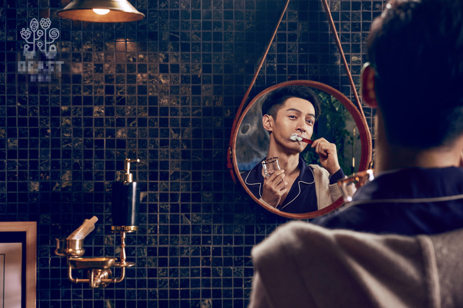 Actor Hu Ge poses for fashion magazine