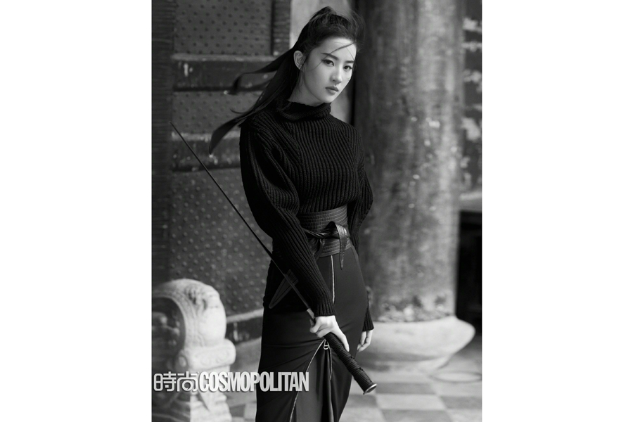 Fashion icon Liu Yifei poses for fashion magazine