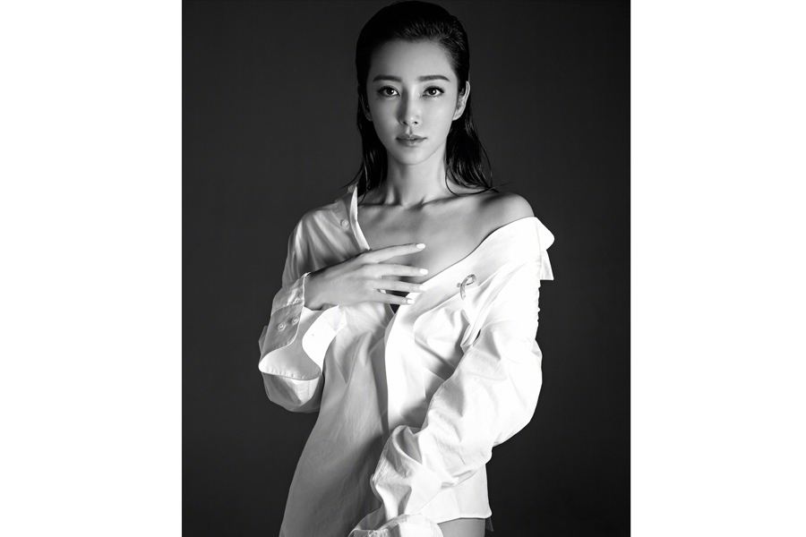Chinese actress Li Bingbing poses for fashion magazine