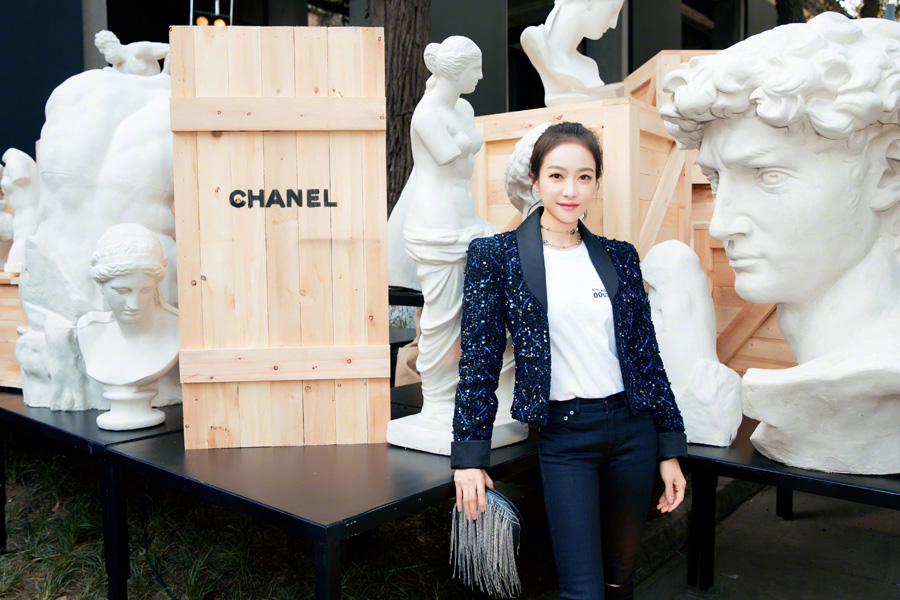 Celebrities delight 2018 Chanel resort collection fashion show