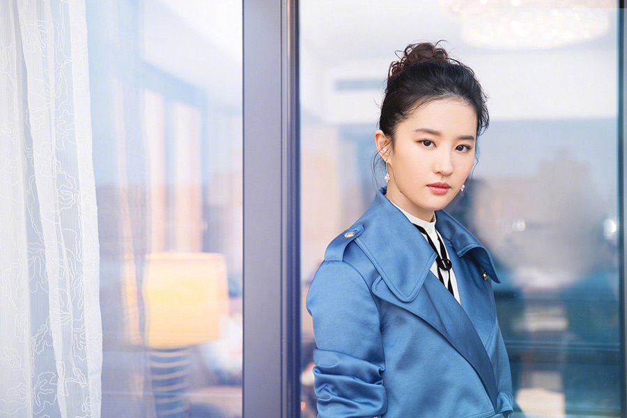 Liu Yifei promotes new film