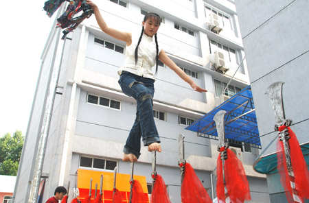 ,,,dance on the blades,,,