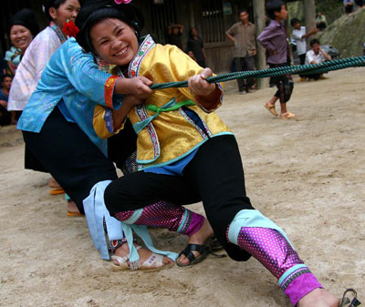 Tug of shop war in chinese