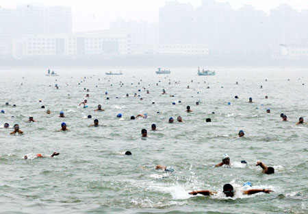 ,,,Hangzhou, qiantangjiang river,,swim,,