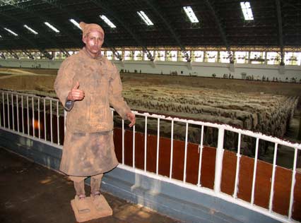 terracotta, terracotta 

warrior, tourist, xi'an