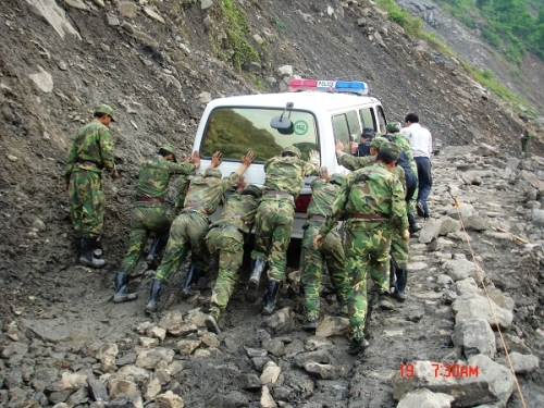 Deputy commander: No soldier casualties in quake-hit areas so far