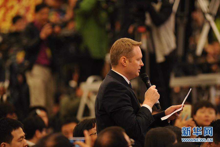 Journalists from around the world at Li's news conference