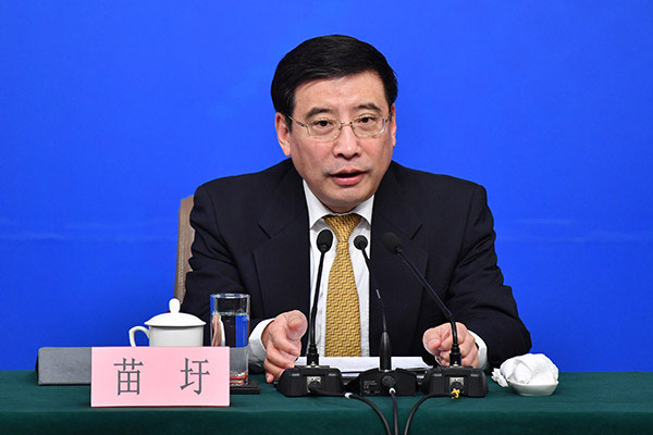 What ministers said at press conferences during two sessions