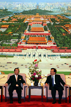 Soong delivers speech at Tsinghua