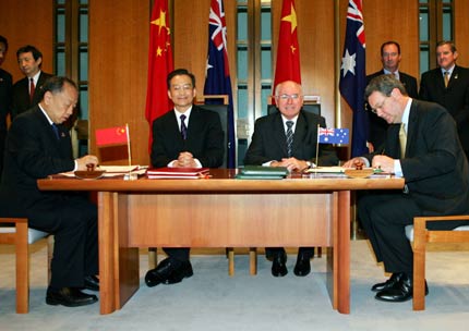 Signing the uranium deal