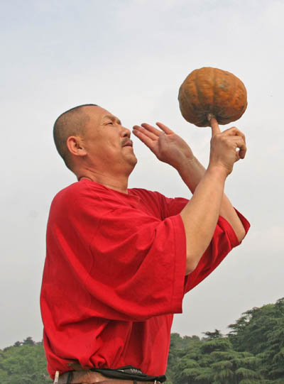 Stunt of ball rotation in Nanjing