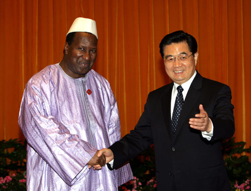 President Hu meets with African Union Commission chairman