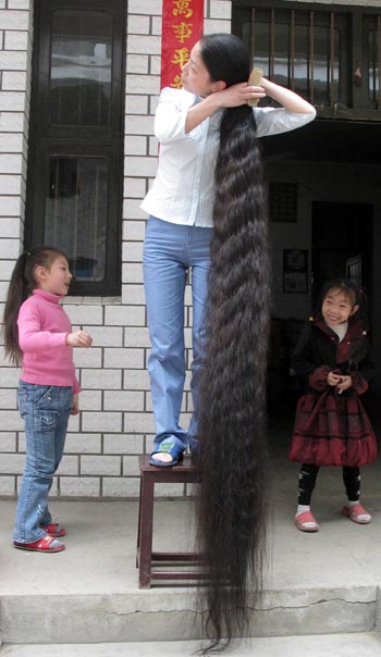 Hair measuring 2.42 metres