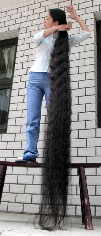 Hair measuring 2.42 metres