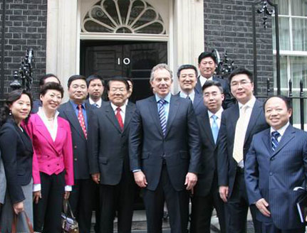 Blair meets media delegation