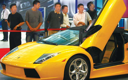 Luxury autos racing toward bright future