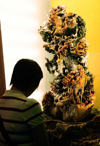 Treasures on display in China's Joint Provincial Pavilion