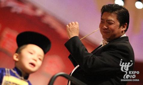 Children's choir sings songs of grasslands