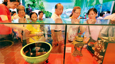 Fujian Pavilion sails into expo