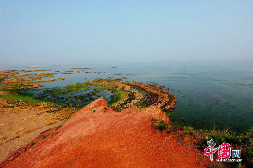 Amazing Golden Pebble Beach in China's Dalian