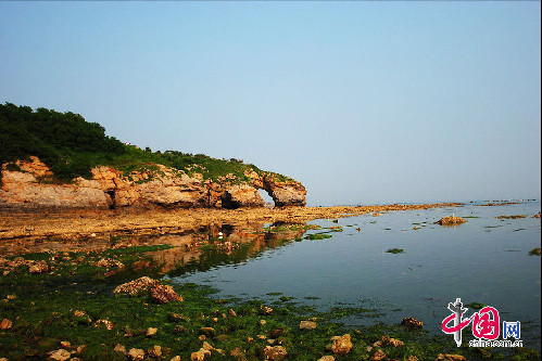 Amazing Golden Pebble Beach in China's Dalian