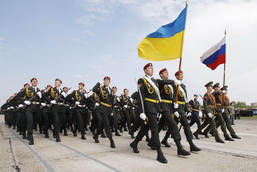 Russia and Ukraine practice for May 9 military parade