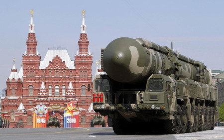 Russia stages spectacular Victory Day parade