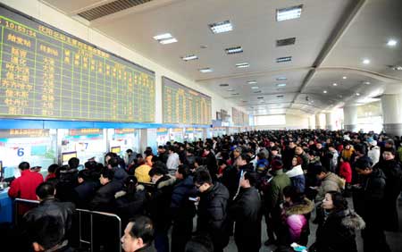 Chinese railways brace post-festival travel rush