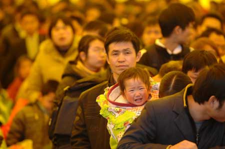 Chinese railways brace post-festival travel rush