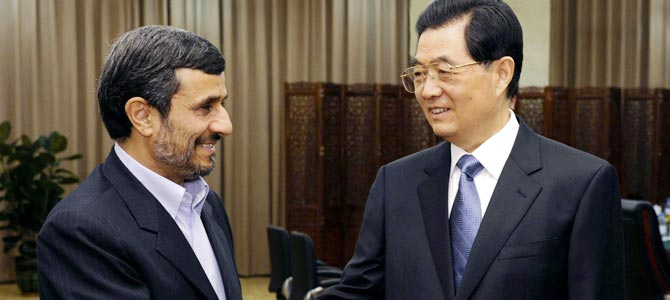 President Hu meets with Iran president
