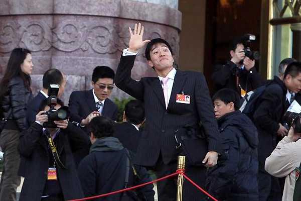 Liu Xiang always a big draw at CPPCC opening