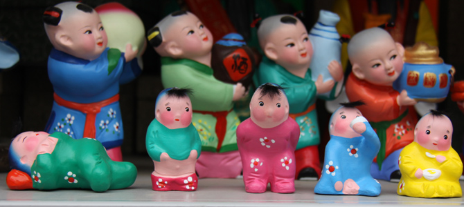 Temple fair in Beijing blends tradition with modernity
