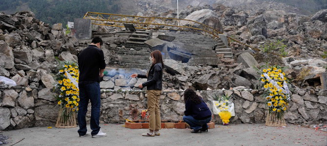 Beichuan quake victims mourned during Qingming Festival