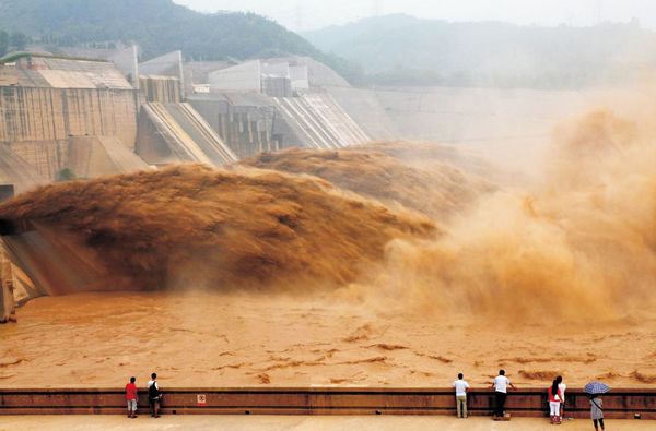 Online photo exhibition of China in Development (1911-2011)
