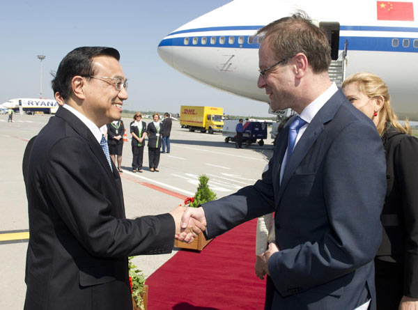 Chinese vice premier kicks off visit to Hungary