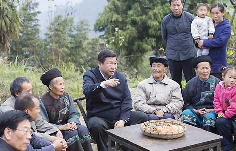 Xi makes poverty relief trip to Hunan