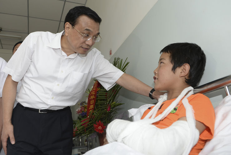 Premier Li: Together, we will rebuild