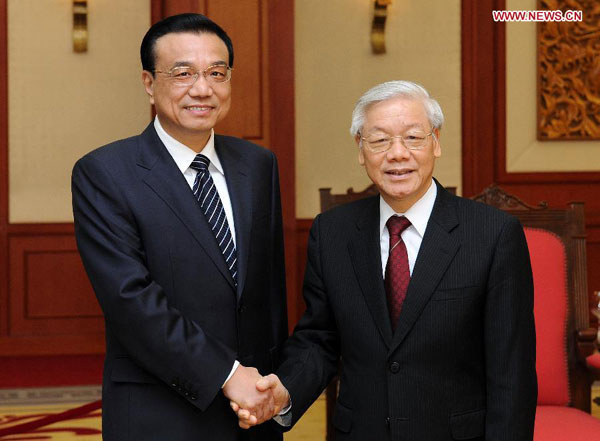 Premier Li vows to promote ties with Vietnam to new high