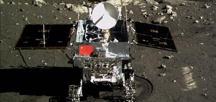 Moon rover, lander photograph each other