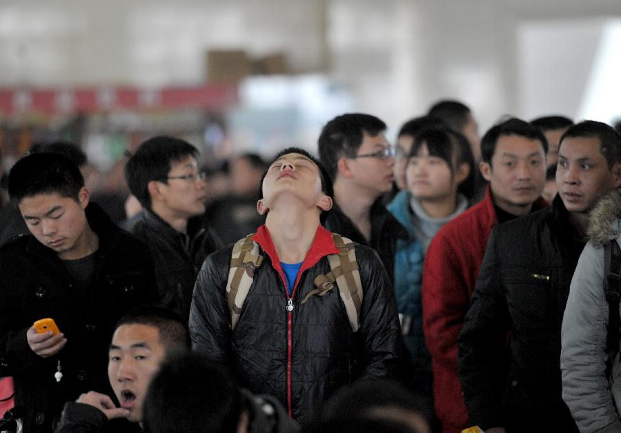 Travel peak China witnesses travel peak as festival draws near