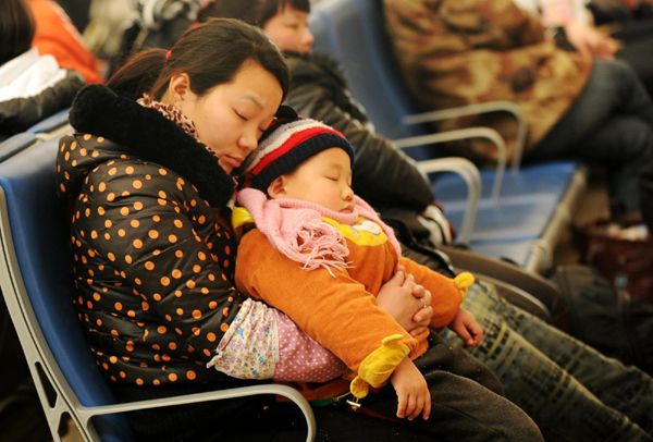 Young travelers during Spring Festival rush