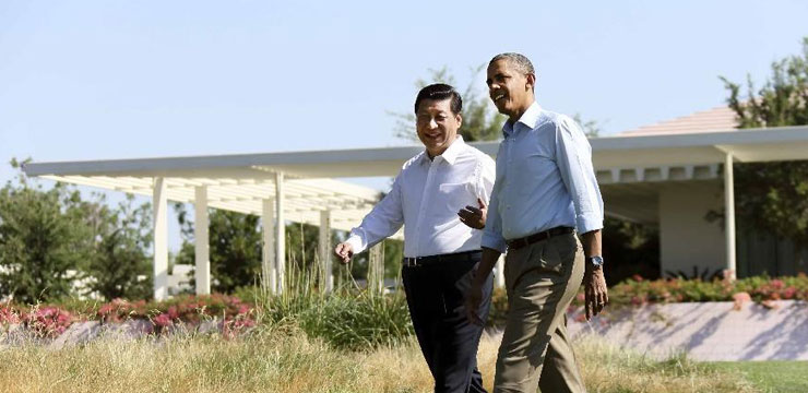 Obama and Xi start talk with a walk