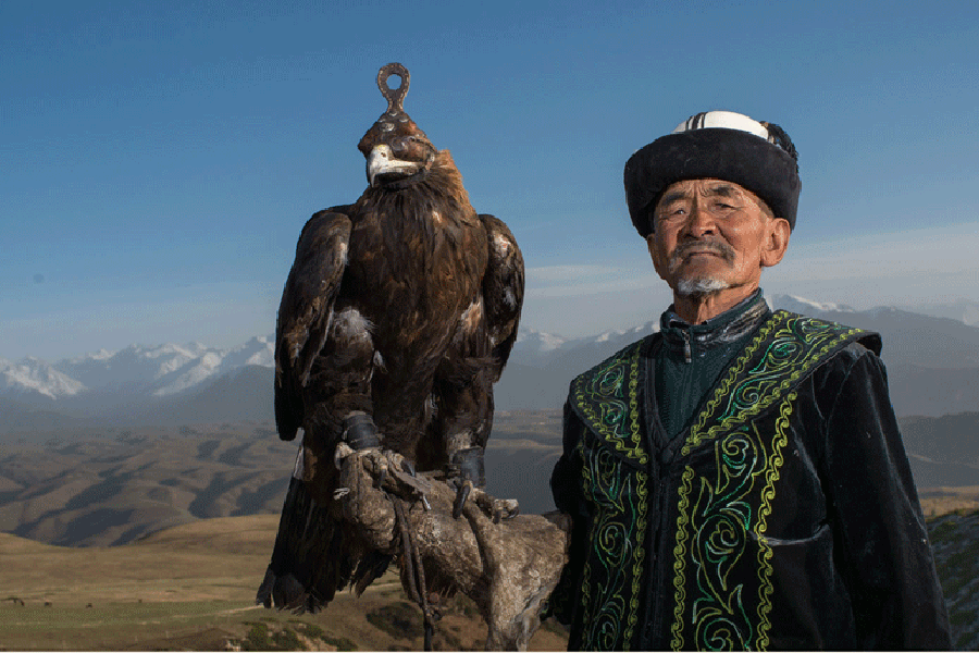 Keeping alive a declining Kazak tradition