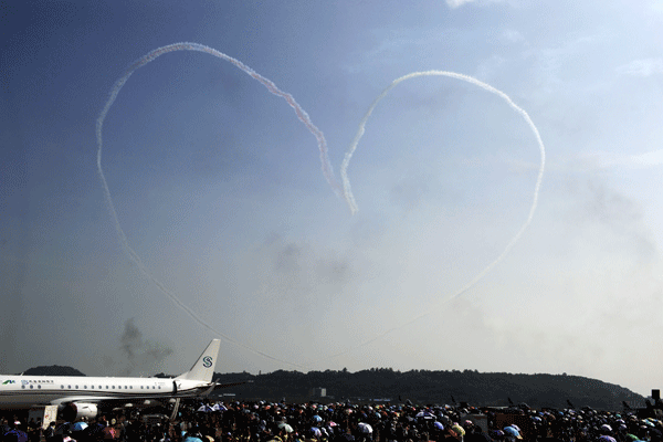 China wraps up air show with record deals