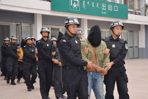 China seizes 31 trafficking suspects holding Myanmar women