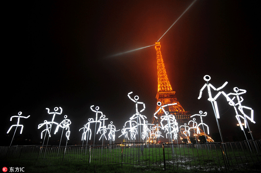 Replica of Eiffel Tower glows in E China's Hangzhou