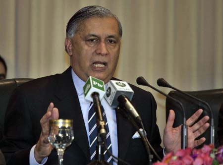 Pakistani Prime Minister Shaukat Aziz gesture during a news conference at prime minister house in Islamabad Nov. 4, 2007. 